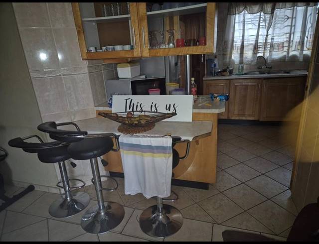 3 BEDROOM HOUSE FOR SALE IN THE ORCHARDS